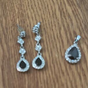 Elegant Black and Silver Teardrop Jewelry Set